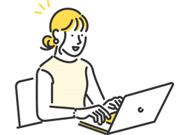 ノートPCに向かっている女性の画像